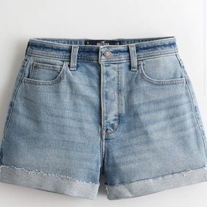 Hollister Curvy Mom Jean Shorts